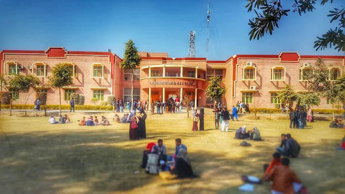 Computer Science Department - Modern facilities and collaborative learning spaces